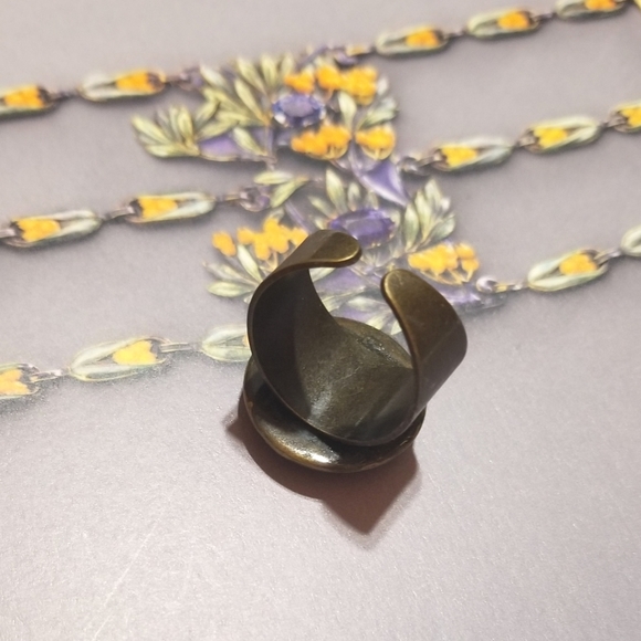 MzMax Resin Designs Trapped Natural Lavender Ring - Picture 4 of 9